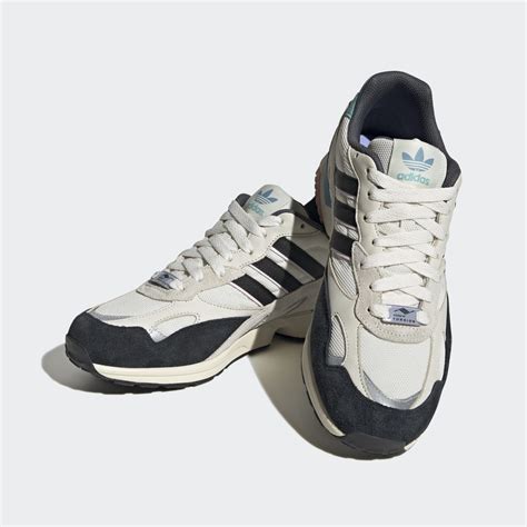 adidas torsion super shoes.